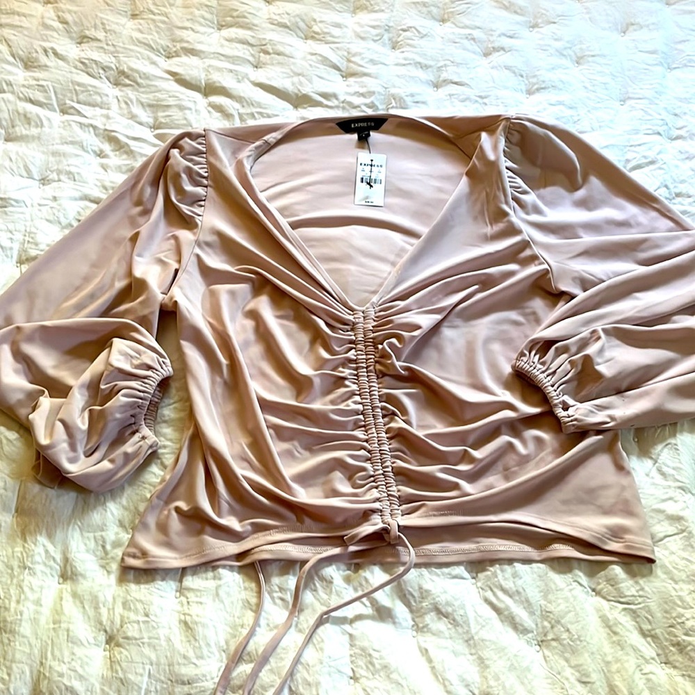 Express top -NWT size Small